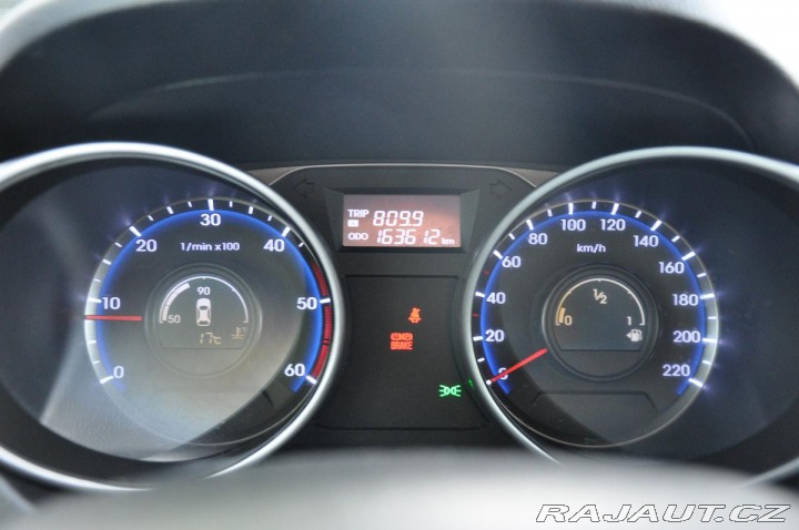 Hyundai ix35 2,0CRDi 4x4 TAŽNÉ 2011
