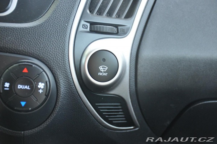 Hyundai ix35 2,0CRDi 4x4 TAŽNÉ 2011