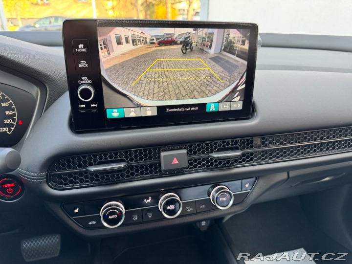 Honda ZR-V 2.0eHEV 135kW Elegance SK 2025