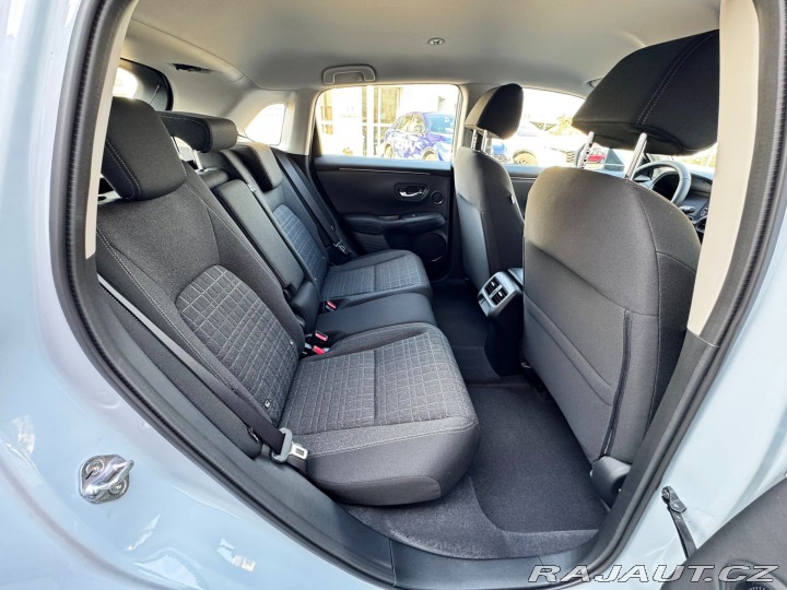 Honda ZR-V 2.0eHEV 135kW Elegance SK 2025