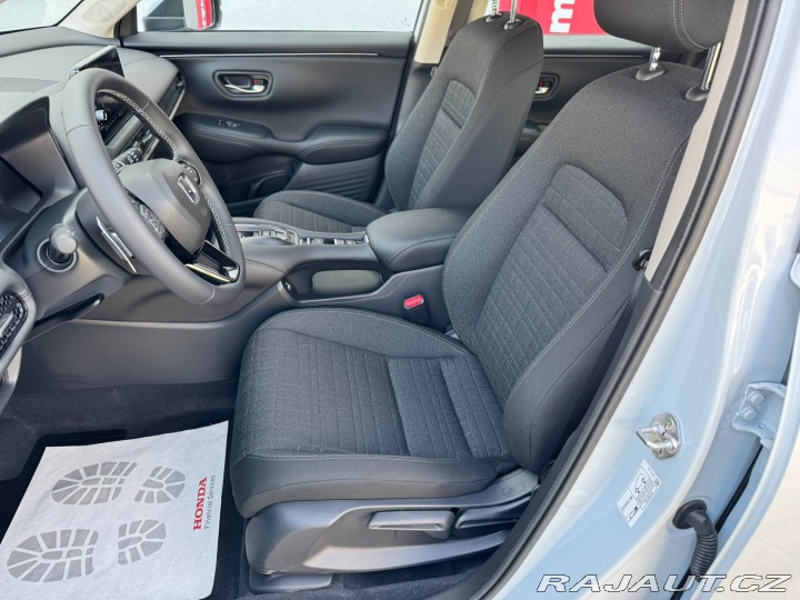 Honda ZR-V 2.0eHEV 135kW Elegance SK 2025