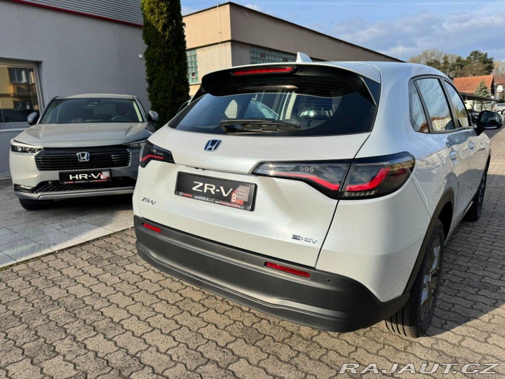 Honda ZR-V 2.0eHEV 135kW Elegance SK 2025