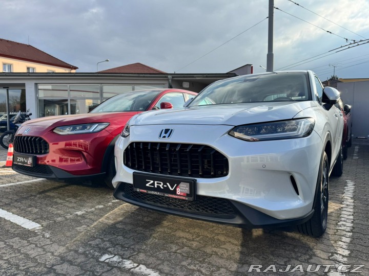 Honda ZR-V 2.0eHEV 135kW Elegance SK 2025