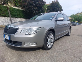 Škoda Superb 2,0 TDi CR 125kw 4x4 Kůže