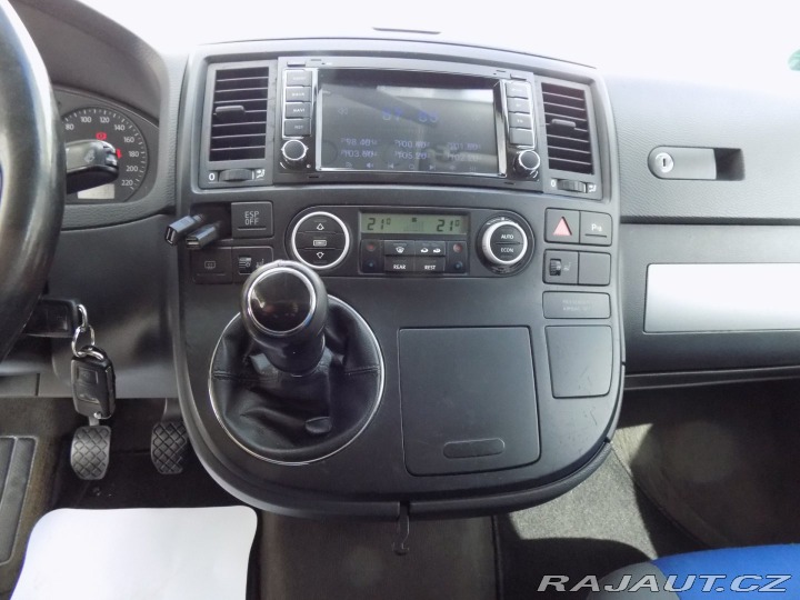 Volkswagen Multivan 2.5TDI/96KW/NAVI/7.míst/ 2008
