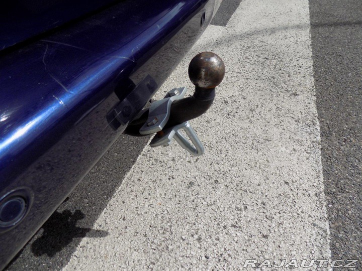 Volkswagen Multivan 2.5TDI/96KW/NAVI/7.míst/ 2008