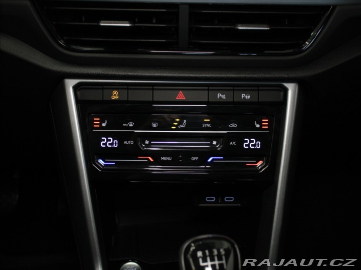 Volkswagen T-Roc 2,0 TDi 110kW Life TAŽNÉ 2022