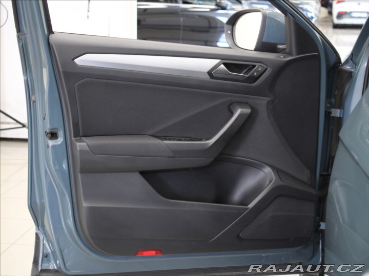 Volkswagen T-Roc 2,0 TDi 110kW Life TAŽNÉ 2022