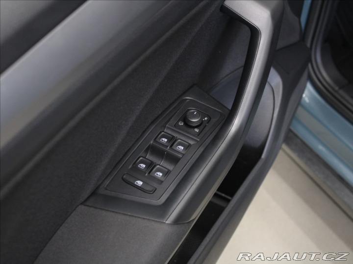 Volkswagen T-Roc 2,0 TDi 110kW Life TAŽNÉ 2022