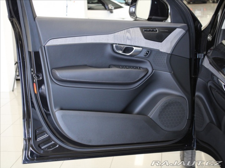 Volvo XC90 2,0 B5 PLUS Bright 7míst 2023