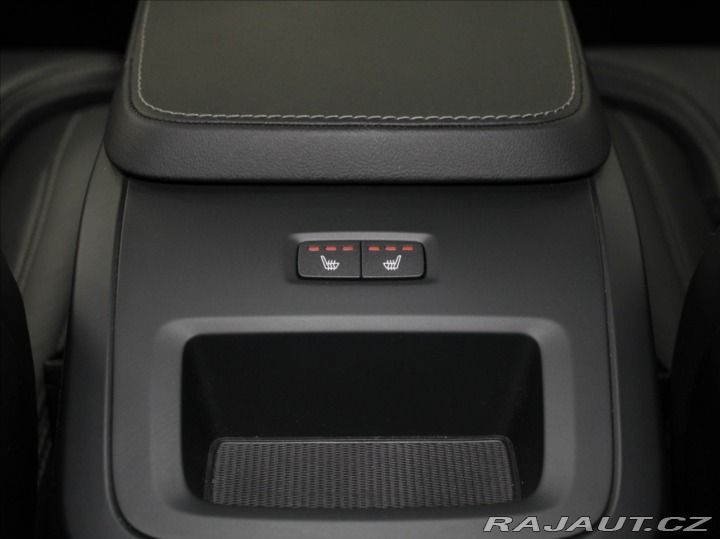Volvo XC90 2,0 B5 PLUS Bright 7míst 2023