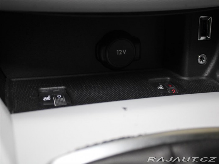 Peugeot 308 1,6 THP Allure KAM. Akční 2013