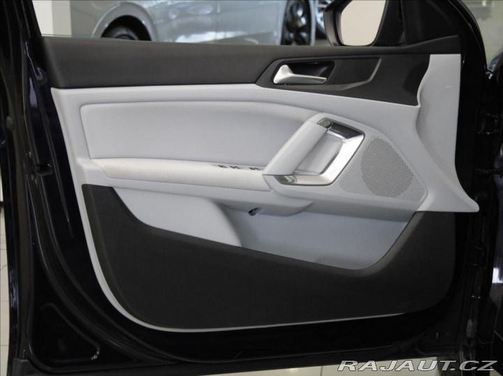 Peugeot 308 1,6 THP Allure KAM. Akční 2013