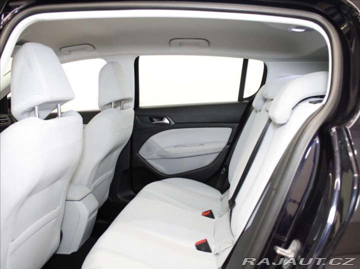 Peugeot 308 1,6 THP Allure KAM. Akční 2013