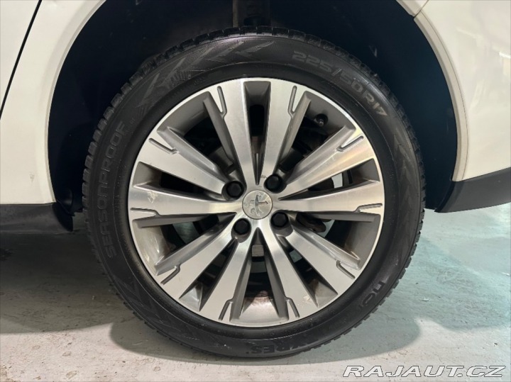 Peugeot 3008 1,6 BlueHDi NAVIGACE 2016