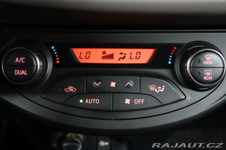 Toyota Yaris 1.4VVT-i,CZ,1Maj,Selectio 2016