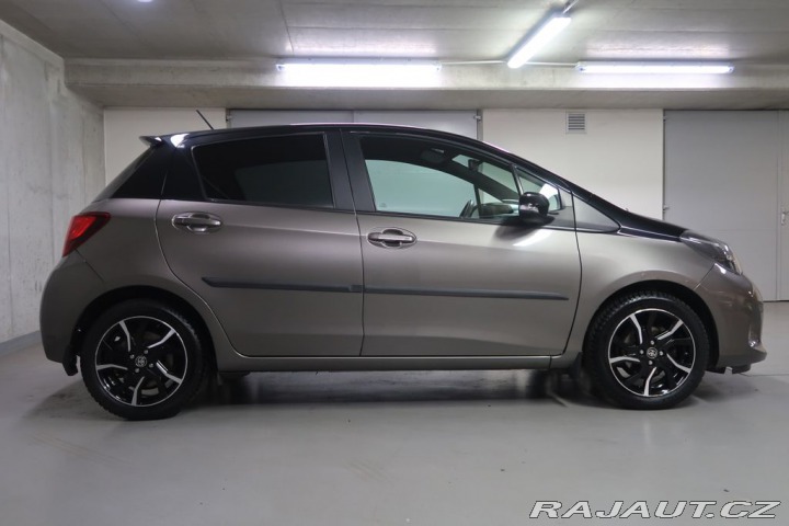 Toyota Yaris 1.4VVT-i,CZ,1Maj,Selectio 2016