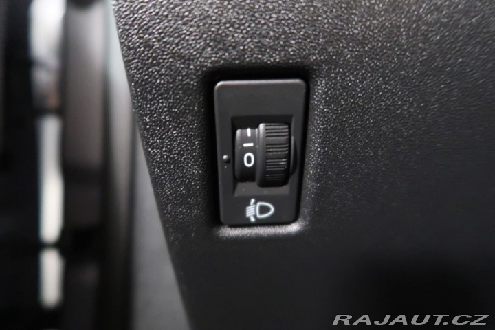 Peugeot 2008 1.2PureTech,CZ,Allure 2018