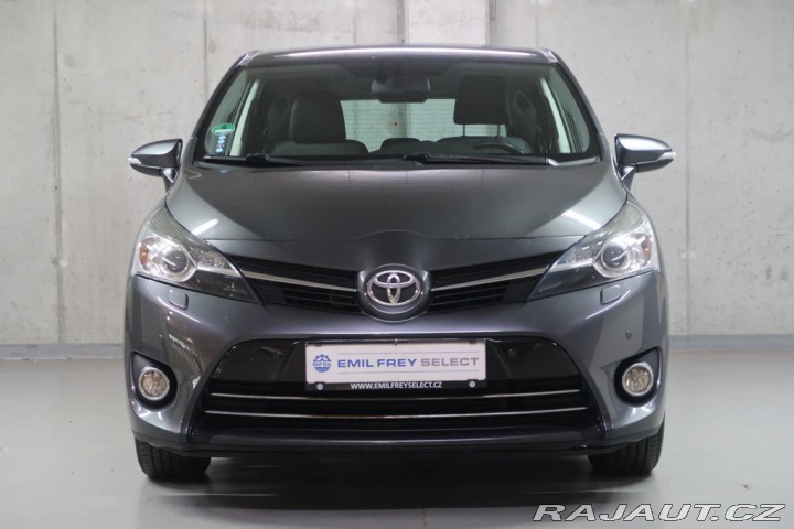Toyota Verso 1.8VVT-i,CZ,Executive,AT 2015