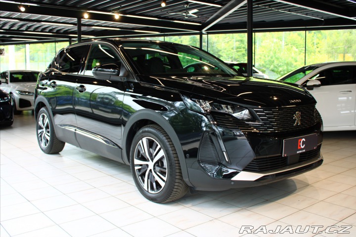 Peugeot 3008 PHEV 225 Allure DPH / LED 2022