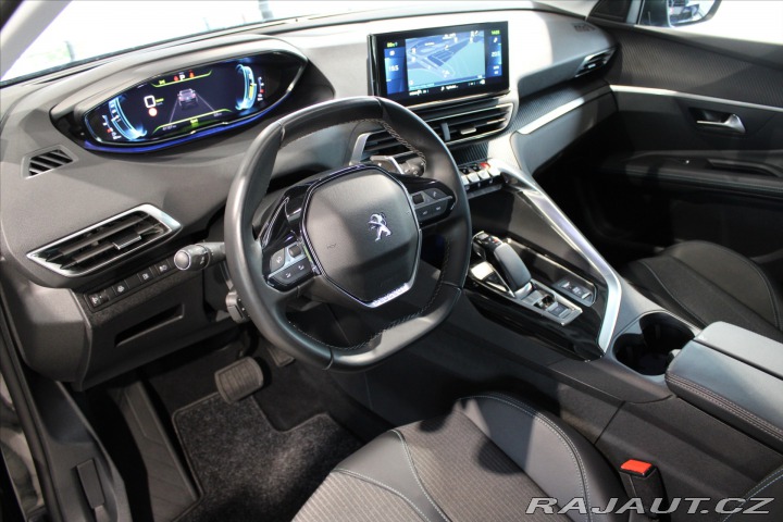 Peugeot 3008 PHEV 225 Allure DPH / LED 2022
