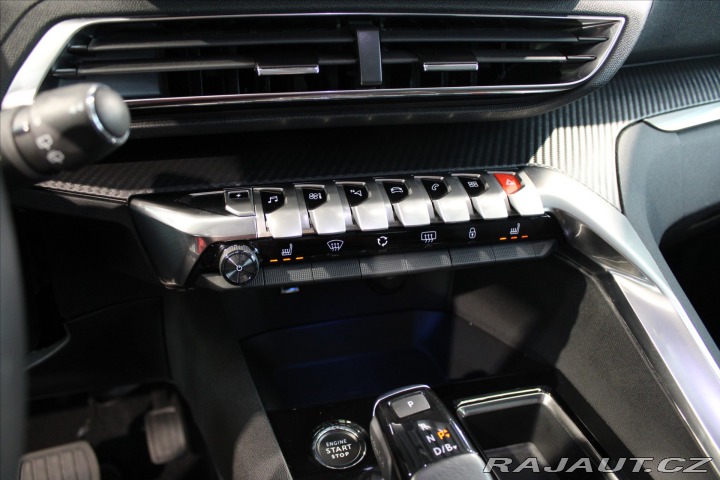 Peugeot 3008 PHEV 225 Allure DPH / LED 2022