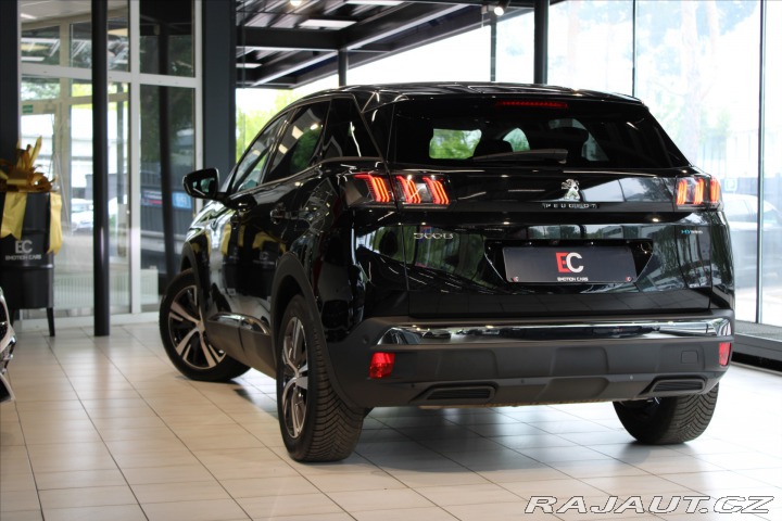 Peugeot 3008 PHEV 225 Allure DPH / LED 2022