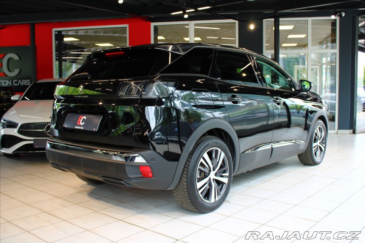 Peugeot 3008 PHEV 225 Allure DPH / LED 2022