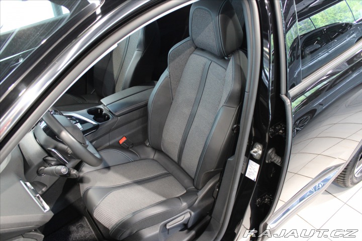 Peugeot 3008 PHEV 225 Allure DPH / LED 2022