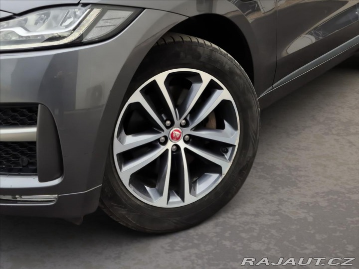 Jaguar F-Pace 3,0 D AWD R-SPORT 2016