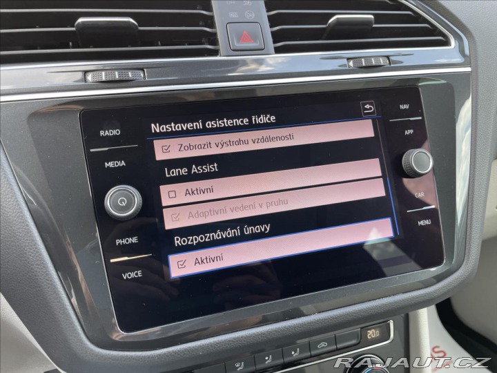Volkswagen Tiguan 2,0 TDI DSG 4x4 ACC*Navi 2020