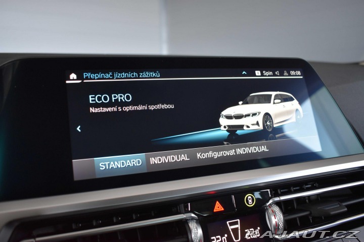 BMW 3 320d xDrive LUXURY*DPH*ČR 2022