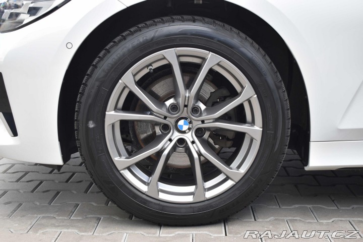 BMW 3 320d xDrive LUXURY*DPH*ČR 2022