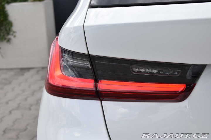 BMW 3 320d xDrive LUXURY*DPH*ČR 2022