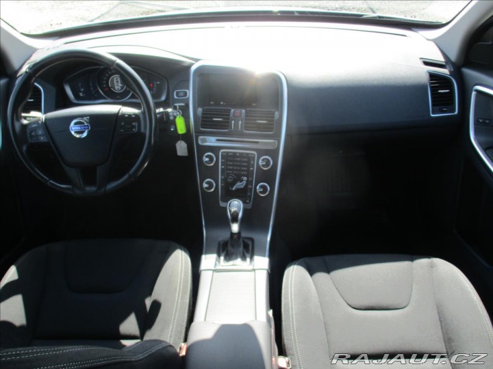 Volvo XC60 2,0 D4 133kw 2WD Aut8° GP 2014
