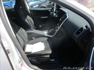 Volvo XC60 2,0 D4 133kw 2WD Aut8° GP 2014