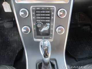 Volvo XC60 2,0 D4 133kw 2WD Aut8° GP 2014