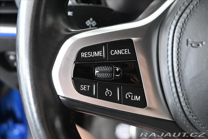 BMW 3 2,0 320D 140 kW M-paket Z 2021