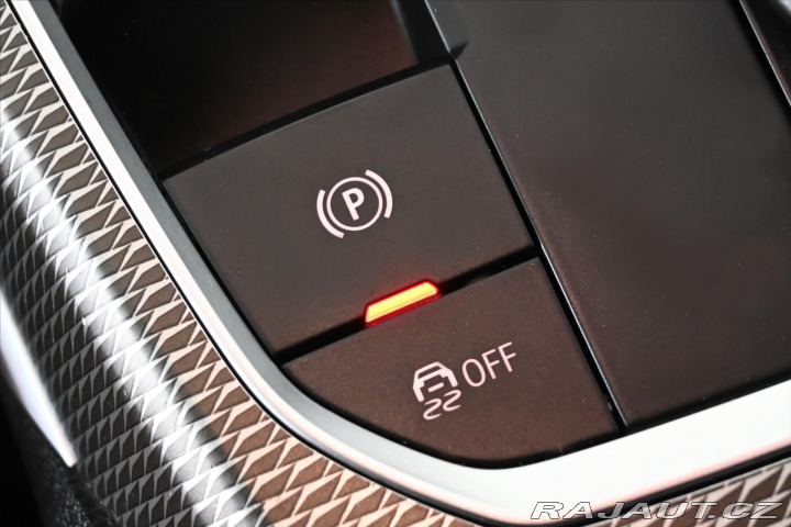 BMW 3 2,0 320D 140 kW M-paket Z 2021