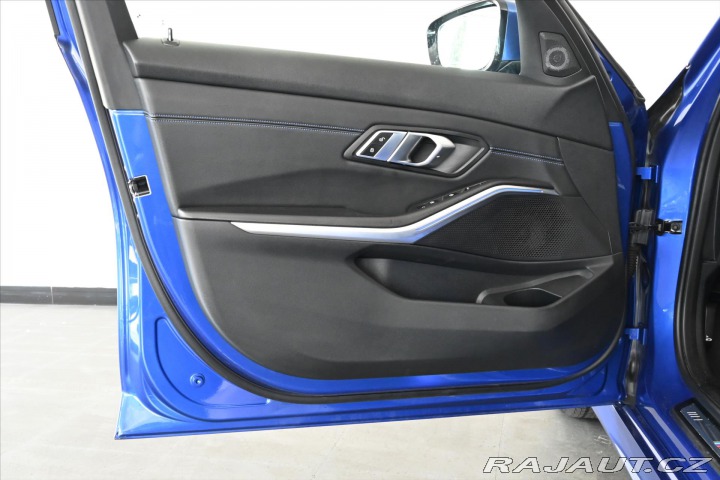 BMW 3 2,0 320D 140 kW M-paket Z 2021