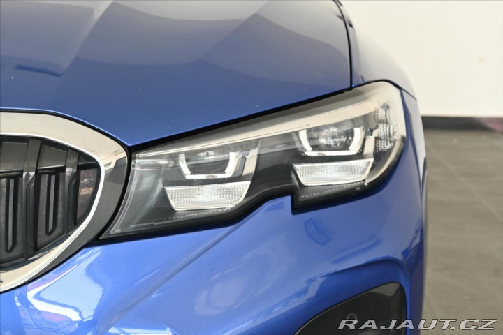 BMW 3 2,0 320D 140 kW M-paket Z 2021