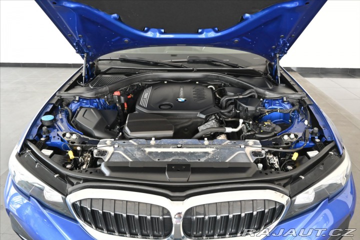 BMW 3 2,0 320D 140 kW M-paket Z 2021