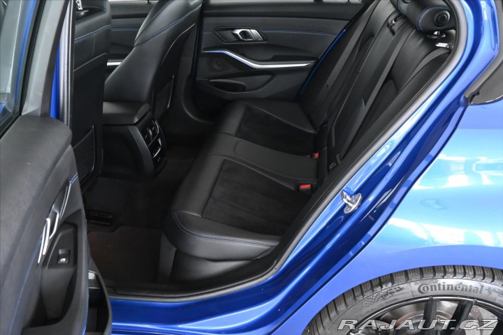 BMW 3 2,0 320D 140 kW M-paket Z 2021