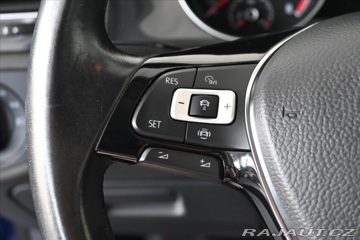 Volkswagen Golf 1,5 TSI 96 kW COMFORTLINE 2020