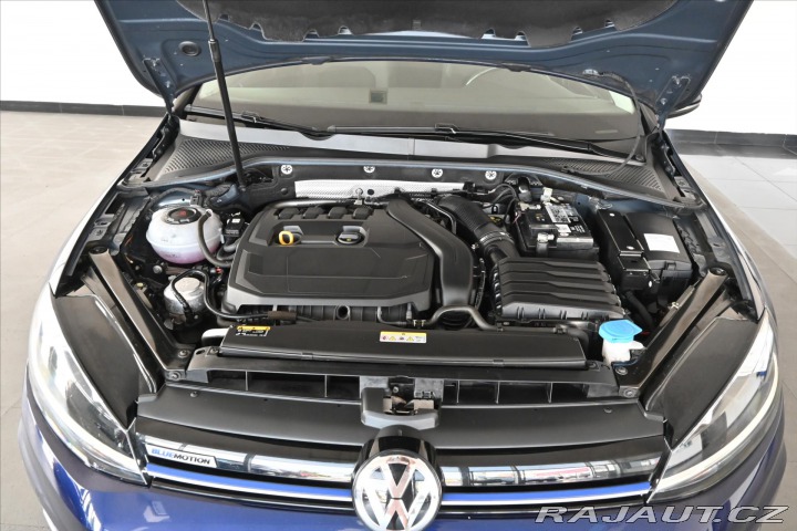 Volkswagen Golf 1,5 TSI 96 kW COMFORTLINE 2020