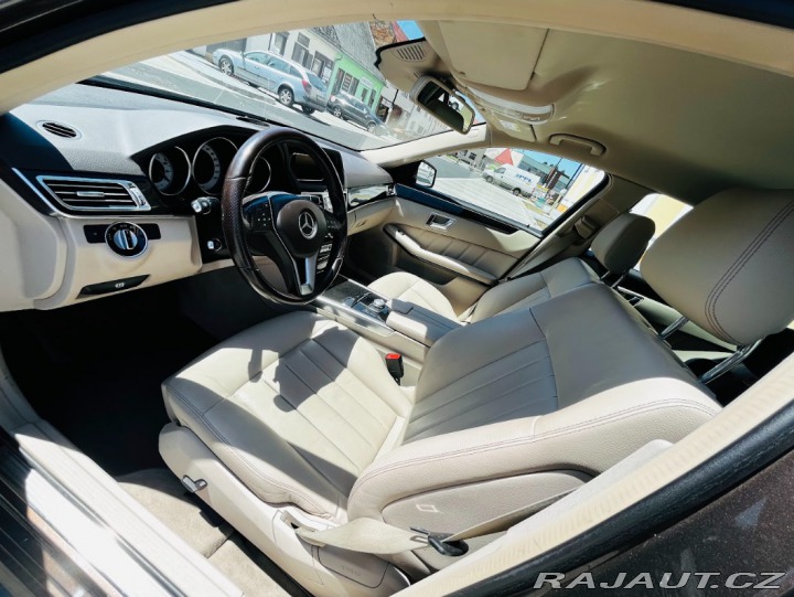 Mercedes-Benz E E350 BlueTEC 4MATIC,185Kw 2013