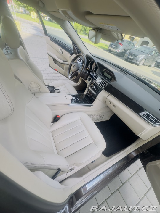 Mercedes-Benz E E350 BlueTEC 4MATIC,185Kw 2013