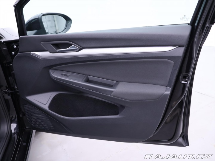 Volkswagen Golf 1,0 TSI 81kW Life Variant 2022