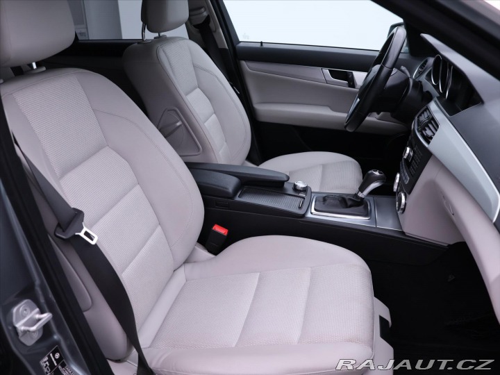 Mercedes-Benz C 1,8 180 CGI Aut. Navi Xen 2011