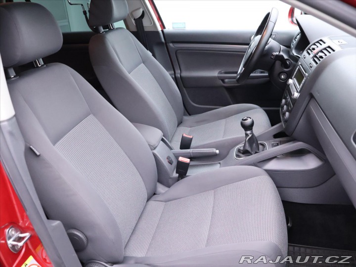 Volkswagen Golf 1,6 i 75kW CZ 1.Maj Serv. 2008